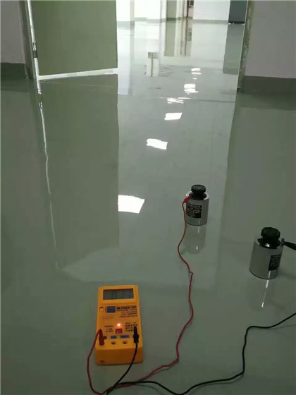新干 防静电自流平检测
